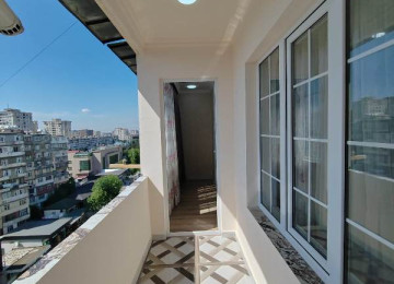 Xətai rayonu Neapol dairəsi yaxınlığında,ARAZ marketin