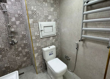 Xətai rayonu Neapol dairəsi yaxınlığında,ARAZ marketin