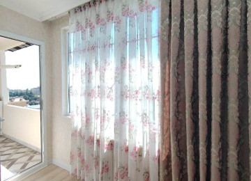 Xətai rayonu Neapol dairəsi yaxınlığında,ARAZ marketin