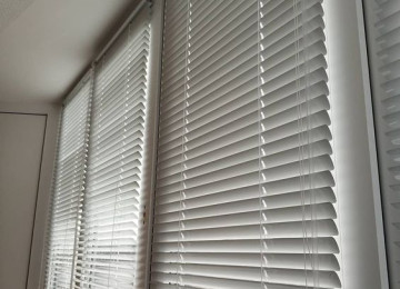 Şık və modern görünüşü baxımından digər pərdələrdən ayrılan