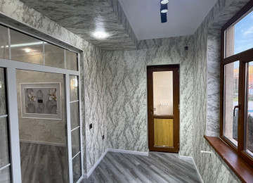 Xırdalan şəhərinin mərkəzində,Heydər Əliyev prospektinin