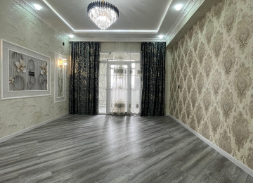 Xırdalan şəhərinin mərkəzində,Heydər Əliyev prospektinin