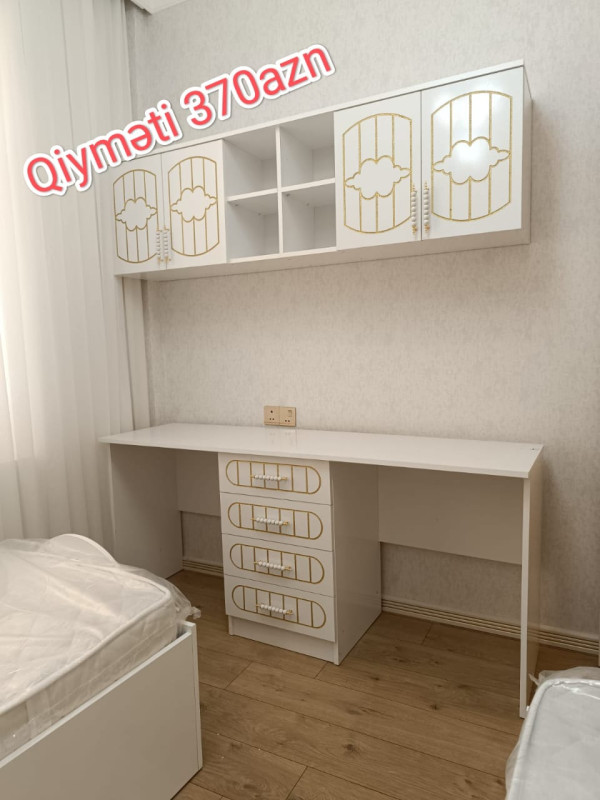 2nəfərlik Yazı masası 2nəfərlik Yazı masası Sifarişlə hazırlanır Rəng seçimi var