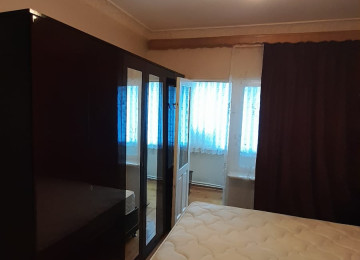 Köhnə Günəşlidə 3 otaqlı, əşyalı mənzil Lahiyə: - Leninqrad