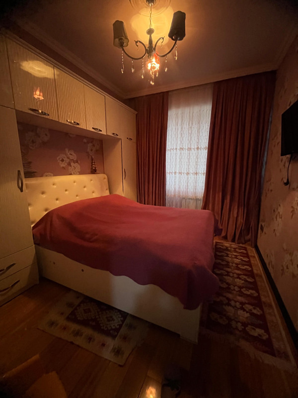 2 otaq,60 m2,Yeni Tikili-Xırdalan(Kristal Abşeron)-da Xırdalan şəhəri,tam mərkəzdə,Köhnə bazar tərəfdə yerləşən