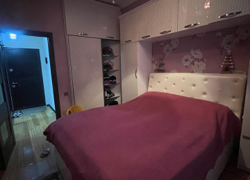 Xırdalan şəhəri,tam mərkəzdə,Köhnə bazar tərəfdə yerləşən