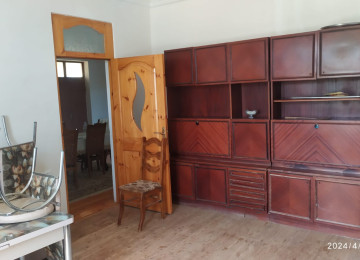 Həyət evi satílír Əşyalarla Samux rayonu Qovlarsarí kəndi 3