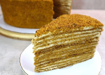 Balli tort sifarisle hazirlanir.Kq-mi 15 azn.Sifarisler en