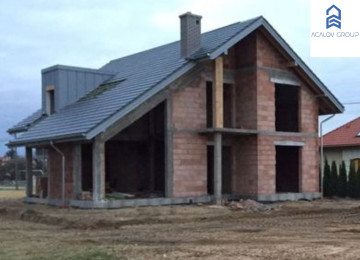 Evlərin tikintisinin qiyməti 280 azn-dən başlayır. Artıq