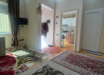 Xırdalan kruquna yaxınlıqda,çox əlverişli infrastruktura