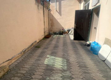 Xırdalan kruquna yaxınlıqda,çox əlverişli infrastruktura