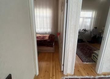 Xırdalan kruquna yaxınlıqda,çox əlverişli infrastruktura