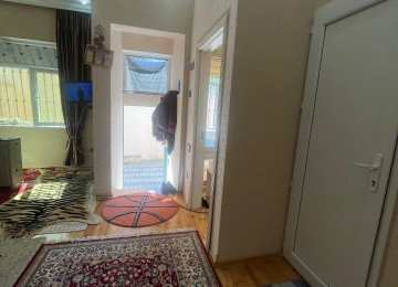 Xırdalan kruquna yaxınlıqda,çox əlverişli infrastruktura