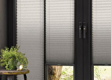 Şık və modern görünüşü baxımından digər pərdələrdən ayrılan