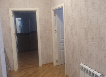 KUPÇALI ÇIXARIŞLI BİNA. ƏŞYALI SATILIR QAZLI KUPÇALI LİFTLİ