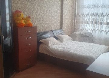 KUPÇALI ÇIXARIŞLI BİNA. ƏŞYALI SATILIR QAZLI KUPÇALI LİFTLİ