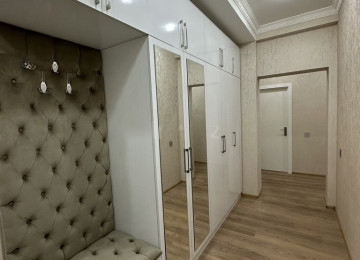 Yeni Zığ Yaşayış Kompleksində Super təmirli ev Lahiyə: -