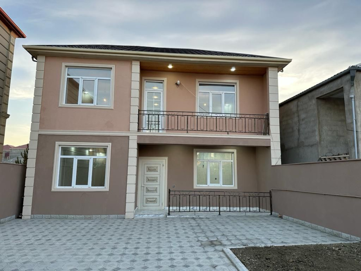 Masazır qəsəbəsi 2 mərtəbəli kupçalı həyət evi KUPÇALI. Masazır qəsəbəsi 2 nömrəli məktəbin yanında müasir