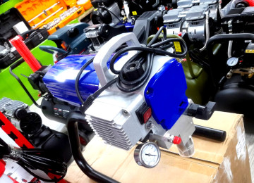 Emulsiya vuran aparatdır. Komplektdir. tapançası və