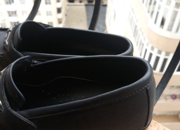 Orta yaşlı xanım üçün ayaqqabı Xanım üçün İran ayaqqabısı.