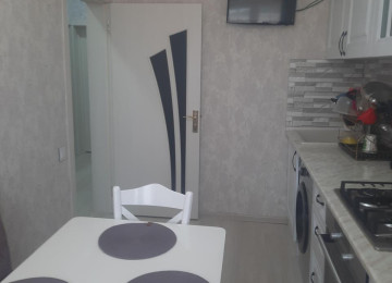 Hövsanda tam təmirli çox səliqəli bir həyət evimiz