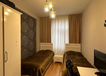 Nargilə dairəsinə yaxın, əla təmirli, 3 otaqlı mənzil