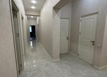 Nargilə dairəsinə yaxın, əla təmirli, 3 otaqlı mənzil