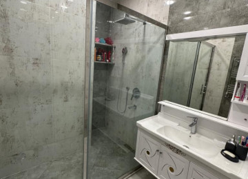 Nargilə dairəsinə yaxın, əla təmirli, 3 otaqlı mənzil