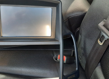 "Hyundai Santa Fe" Zavod monitoru "Hyundai Santa Fe 2010 ci