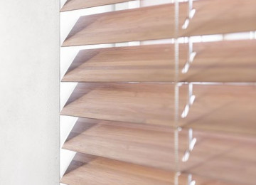 Şık və modern görünüşü baxımından digər pərdələrdən ayrılan