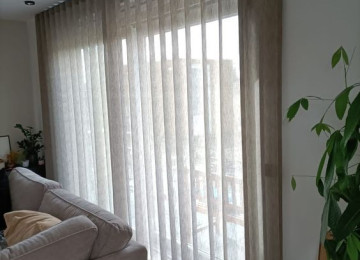 Şık və modern görünüşü baxımından digər pərdələrdən ayrılan