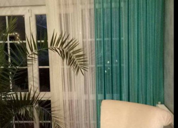 Şık və modern görünüşü baxımından digər pərdələrdən ayrılan