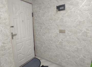 Qara Qarayev metrosu . Ruslan marketin yanı . Tecili 2