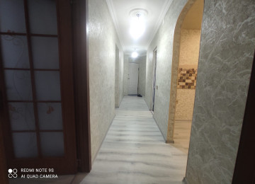 Qara Qarayev metrosu . Ruslan marketin yanı . Tecili 2