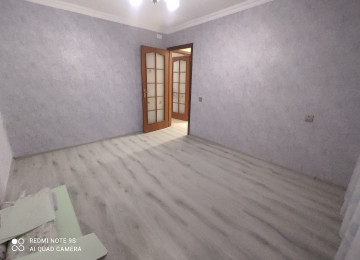 Qara Qarayev metrosu . Ruslan marketin yanı . Tecili 2