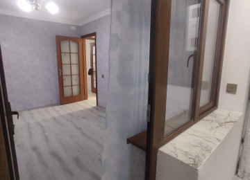 Qara Qarayev metrosu . Ruslan marketin yanı . Tecili 2