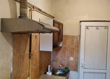 1 otaqlı həyət evi kirayə verilir. Dayanacaga yaxındir ev