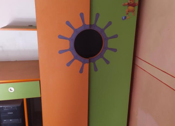 Uşaq yataq mebeli 300 azn satılır. Ünvan Maştağa.