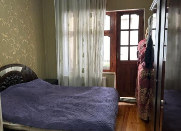 Xətai rayonu Əhmədli metrosuna 7-8 dəqiqəlik məsafədə,İSLAM