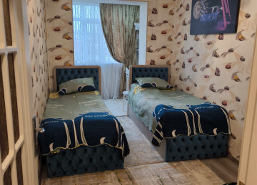 Ali Hərbi məktəb yaxınlığında 3 otaqlı tam təmirli mənzil