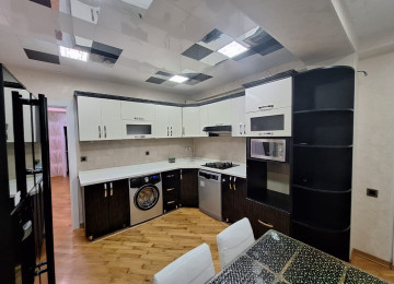 Yeni Yasamalda 4 otaqlı tam təmirli mənzil Lahiyə: - Yeni