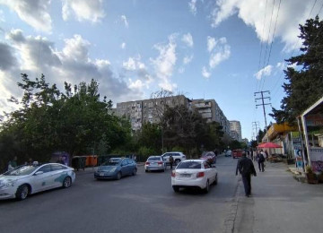 ƏŞYALİ TAM !!! Xətai rayonu HƏZİ ASLANOV metrosuna piyada