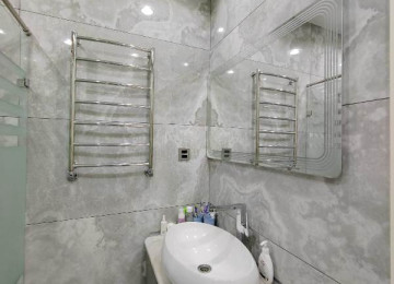 Xətai rayonu Venesiya sarayinin yani, Neapol dairəsinə