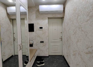 Xətai rayonu Venesiya sarayinin yani, Neapol dairəsinə