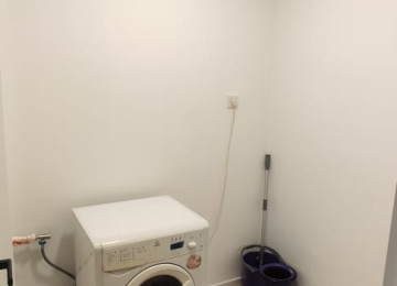 Yeni Günəşlidə 5 otaqlı tam əşyalı mənzil Lahiyə: -