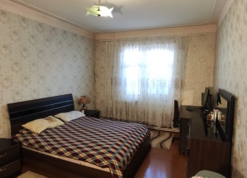 Yeni Günəşlidə 5 otaqlı tam əşyalı mənzil Lahiyə: -