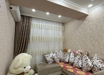 Yeni Günəşlidə Tam təmirli mənzil Lahiyə: - Yeni tikili