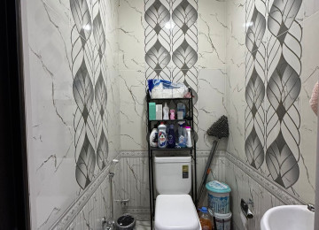 Yeni Günəşlidə Tam təmirli mənzil Lahiyə: - Yeni tikili