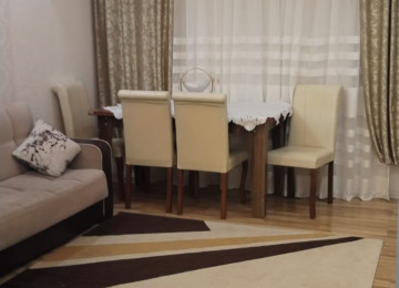 Bakıxanovda Asan xidmət yaxınlığında 2 otaqlı tam əşyalı