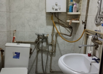 Nərimanovda Kooperasiya universitetinin yaxınlığında 2